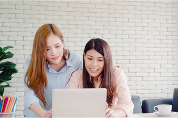 Dashboards & Visualization